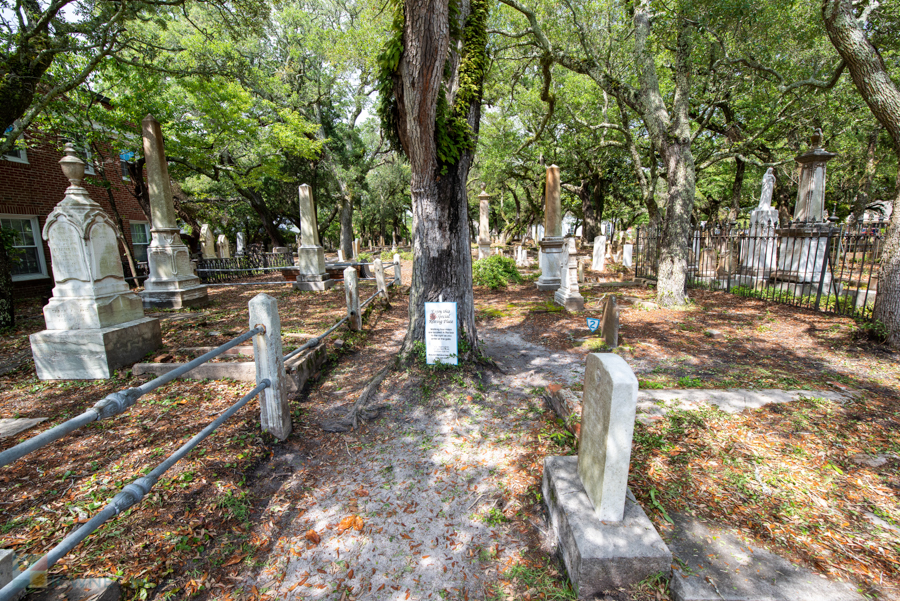 Old Burying Ground Beaufort NC