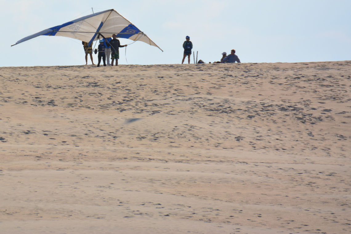 Hang Gliding in Beaufort, NC - Beaufort-NC.com