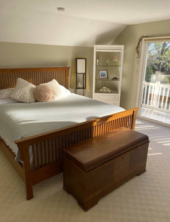 Waterfront - New Bern- King Bed